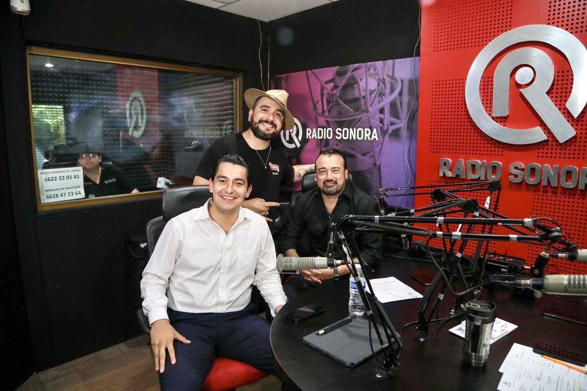 gradillasrob's tweet photo. Un honor acompañar a mis amigos @PacoGK y @TadeoRiveraG en #ArrePorSonora de @RadioSonora.

El programa tiene el objetivo de difundir nuestras maravillas naturales, eventos, gastronomía y todo lo relacionado a la promoción turística dentro de nuestro estado. 🏜️🏞️

#MeVoyPaSonora https://t.co/CpORUEyPRY