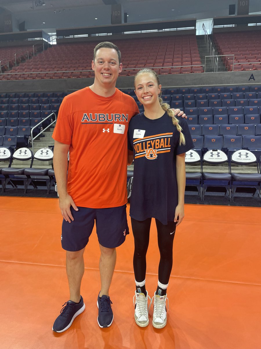 Gwenyth_Koss's tweet photo. I had such an amazing time at @AuburnVB camp! Thank you so much coach Crouch, Keith, Rachel, and Jack for a fun time!! @StratfordVball @houstonjuniors https://t.co/jAsN1GB8hO