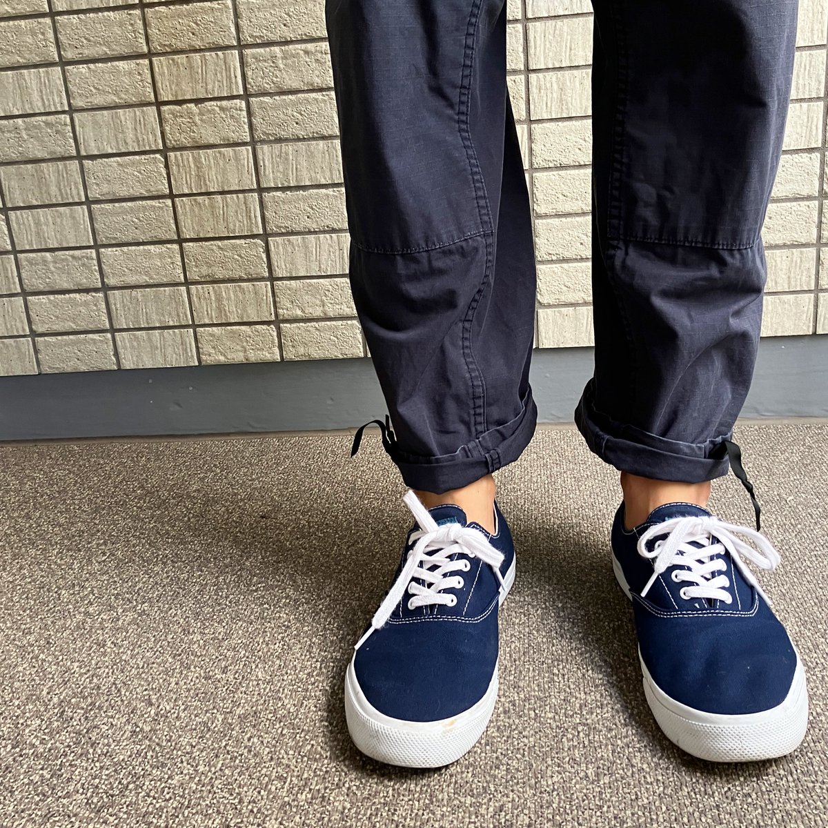 singlikegreen's tweet photo. 米アリゾナ州では26日連続で40℃超えだとか。。今日も暑いですね ( :
#今日の靴 #今日の足元 #足元倶楽部 .. pants #propper #プロッパー ..shoes #sperrytopsider #topsider #スペリートップサイダー #トップサイダー に関する記事一覧 ―― https://t.co/7iDLCg6PAS https://t.co/N058bS5LYE