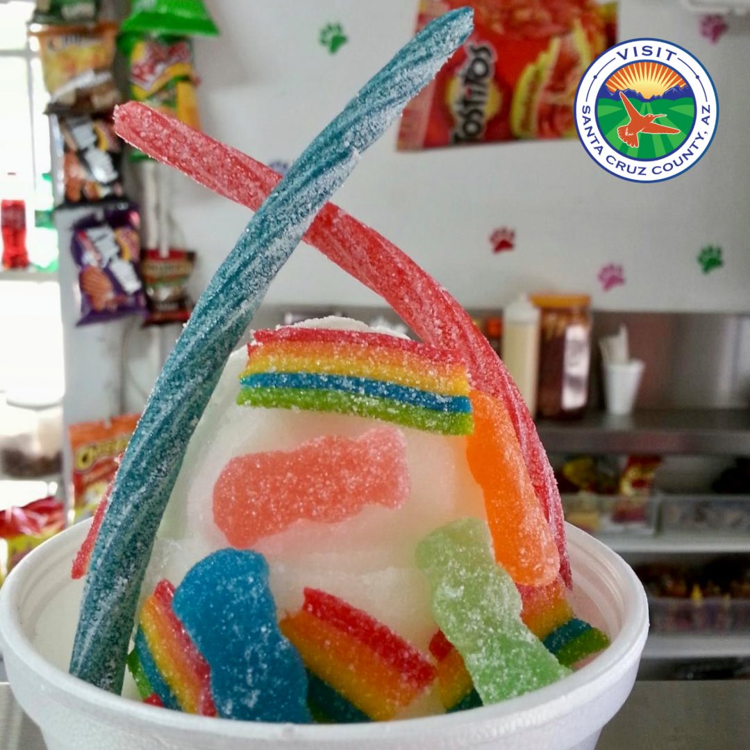 visitnogalesaz's tweet image. You’re not doing summer right if you’re not enjoying Finitos! 🍦🍧 Beat the heat and give your sweet tooth the best treat in town at the one and only #Finitos, a family-owned and operated iced treat shop. 

#EscapeToSantaCruzCounty #AZFoods
