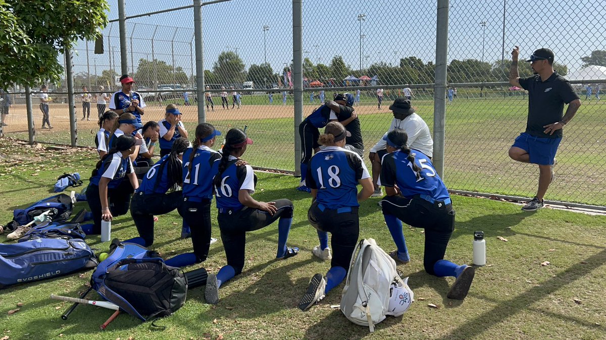 WhiteJaedyn's tweet photo. Goodbye travel ball you will be missed but you have given me the best memories! I couldn’t be more grateful to finish this year with this amazing group of girls and coaches. There’s no better place for me to return to play after knee surgery than this group!SORCERERRICKS4ever💙 https://t.co/MFXjOV32vO