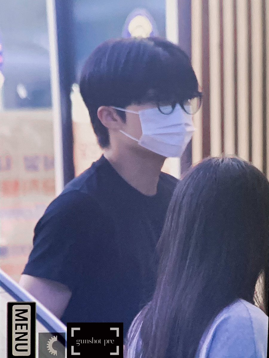 110gunshot's tweet photo. 230728 뮤뱅 출근 pre

#박건욱 #건욱 #PARKGUNWOOK #GUNWOOK
#제로베이스원 #제베원
#ZEROBASEONE #ZB1 https://t.co/Dq0TMXDtf1