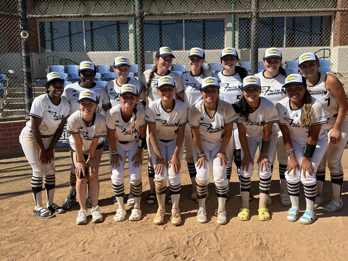 TGNatGroves's tweet photo. We made it!!! Alliance National Championships Tier II Elite 8! Dawgs still trying to eat! 🐾🐾💪💪🔥🔥#timetoeat  @FuryPlatinum @thealliancefp https://t.co/6WSqjI9HIh