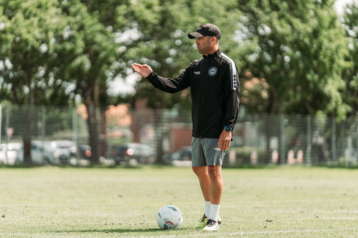 Charlotte Independence Soccer Club (@independence_sc) on Twitter photo Coach Matt Brown putting in work with <a href="/capellisport/">Capelli Sport</a>plus in Denmark ๐ฉ๐ฐ
#capellisport #capellisportplus #coaching #goalkeeper #keeper #gkunion #culutrecounts #theindependenceway @capellisport Coach Matt Brown putting in work with <a href="/capellisport/">Capelli Sport</a>plus in Denmark ๐ฉ๐ฐ
#capellisport #capellisportplus #coaching #goalkeeper #keeper #gkunion #culutrecounts #theindependenceway @capellisport