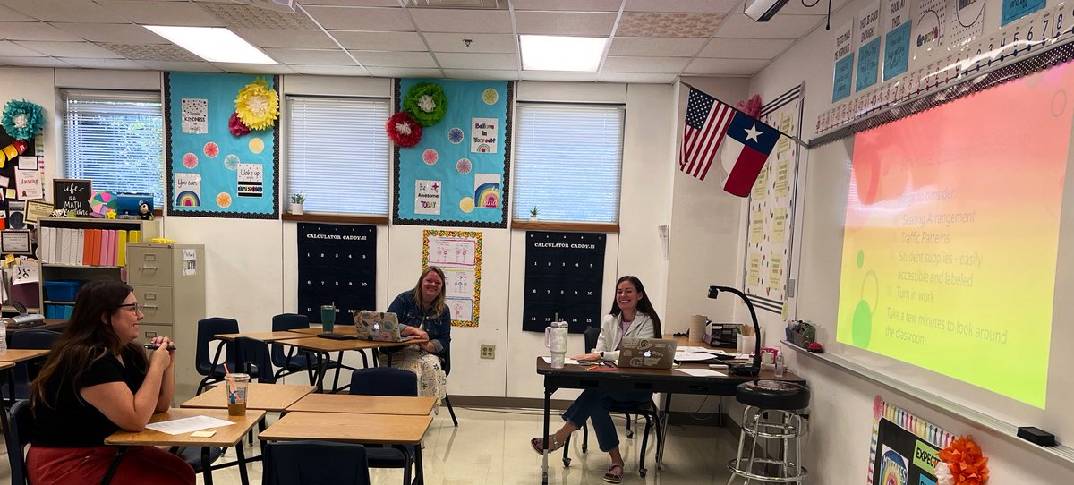 Our own Mrs. Garen used her time today to help new MS math teachers from across the district! Thank you for supporting <a href="/LewisvilleISD/">Lewisville ISD</a> staff and students in this way! 💜 #WeAreCDMS