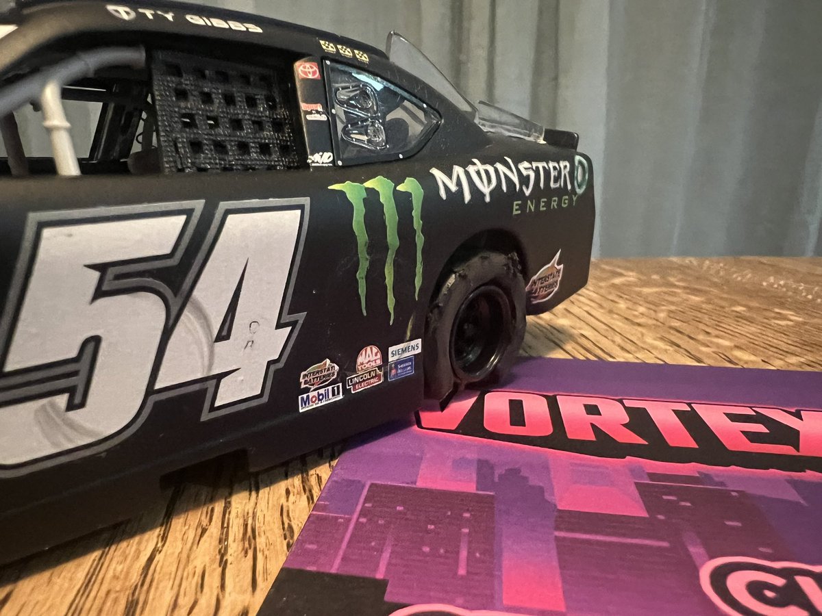 VortexRacingNet's tweet image. 2022 Ty Gibbs Road American Raced Win Custom is finished and off to its new home!

This was our first time doing a custom raced win with body damage. It was challenging, but tons of fun!