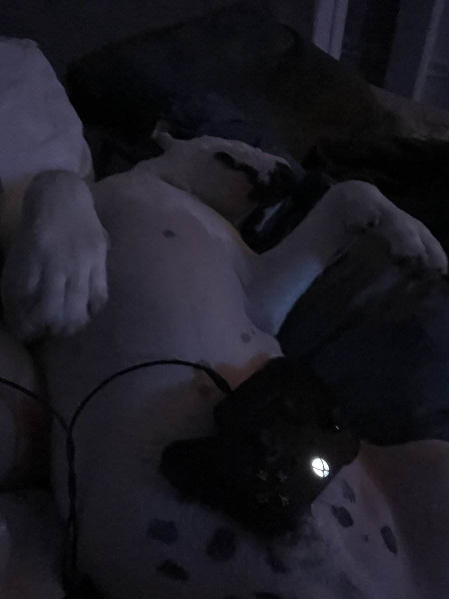 I really enjoyed the 3 past evenings with GoW after a very long time away from gaming💚🎮
#GearsOfWar #Xbox #LoveIt #Happy