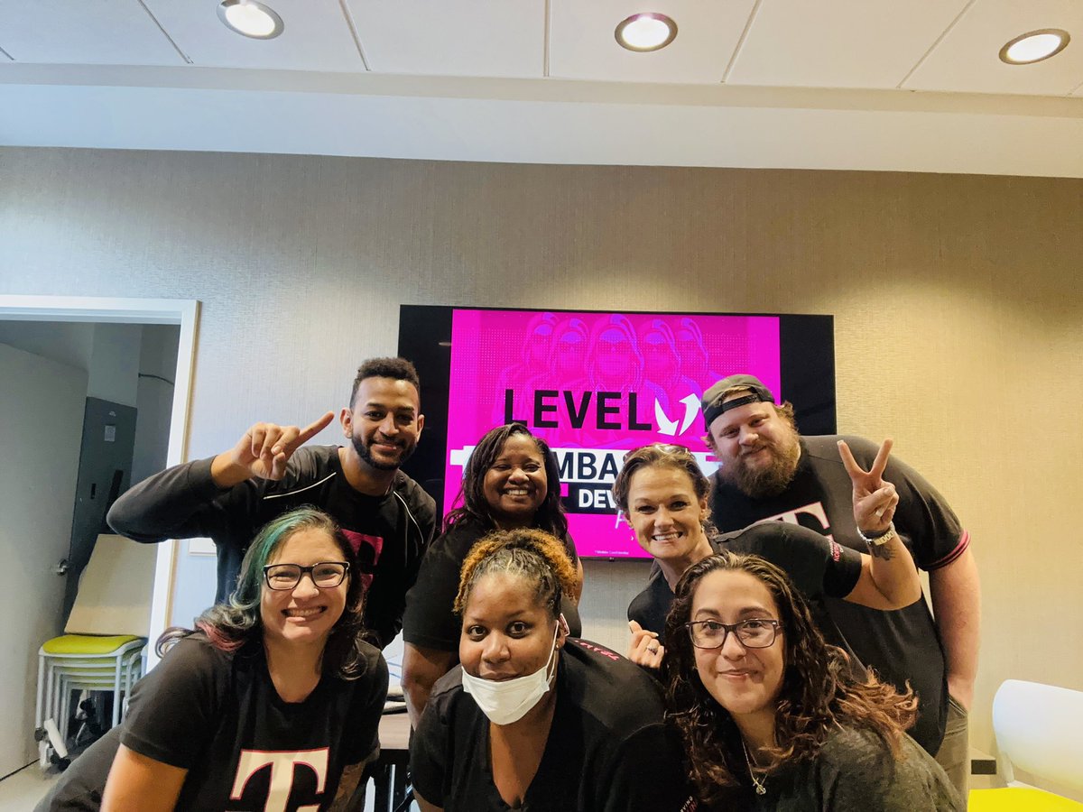 TiNaDeTre's tweet photo. Today we kicked off our Mamba Development Meeting. Getting our future leaders ready for next!! Shout out to @StevenATMO for doing a great job leading the meeting. #MAMBANATION #KAPOWEEENATION @MrDennisJones @ChappyCLT https://t.co/GaaWqAZGIs