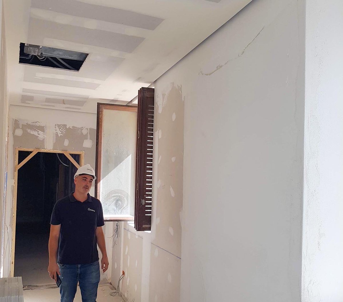 LMarquitectos's tweet photo. Obras del Parador de Ibiza.
Colocando Pladur….Se intuyen las habitaciones.
Seguimos avanzando.
Andrada/Lliso/Manzano-Monis
Arquitectos
.
#ibiza #architecture #arquitecturaespañola #ibiza #llisomanzanomonis #arquitect @estudioandrada #manzanomoniscaruncho
@ACCIONA https://t.co/RhgoTvF02u
