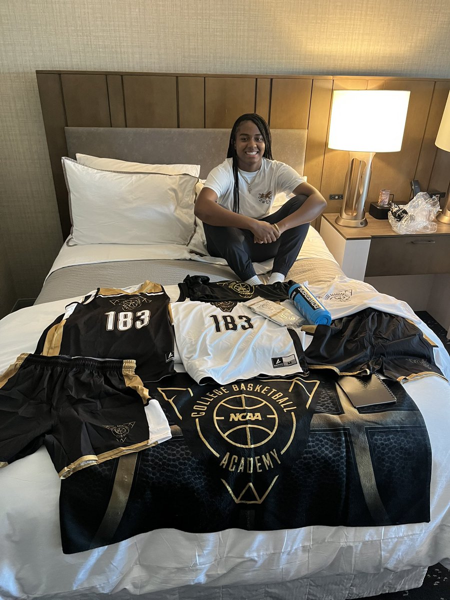 Jasmine Johnson (@jazgetsbuckets) on Twitter photo Ladies…it’s go time! ⛹🏽♀️⛹🏽♀️⛹🏽♀️ <a href="/TheCBBAcademy/">NCAA College Basketball Academy</a> <a href="/teamknighthoops/">Team Knight Hoops</a> 🖤❤️🖤❤️ Ladies…it’s go time! ⛹🏽♀️⛹🏽♀️⛹🏽♀️ <a href="/TheCBBAcademy/">NCAA College Basketball Academy</a> <a href="/teamknighthoops/">Team Knight Hoops</a> 🖤❤️🖤❤️