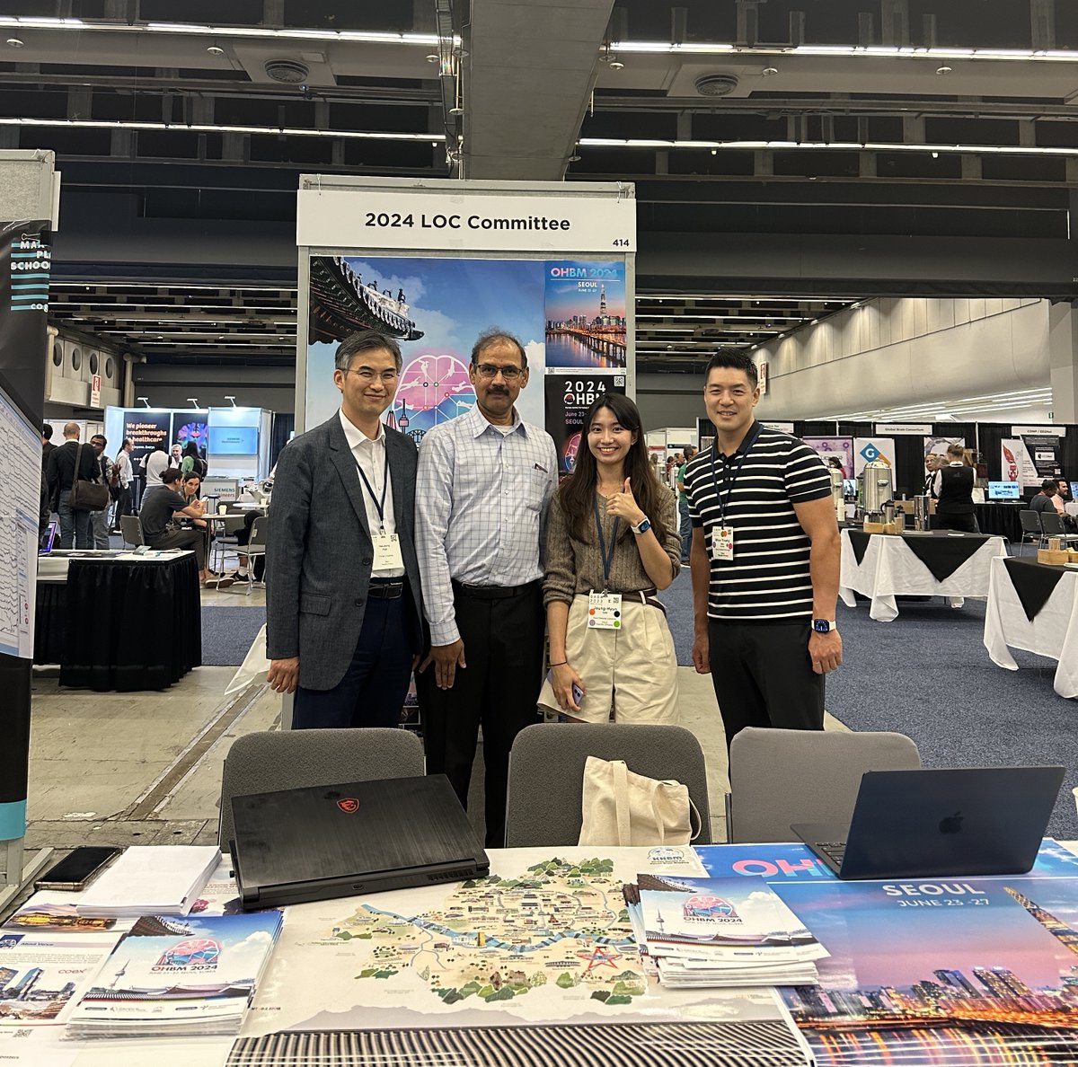 Jeung-Hyun Lee (@jeunghyunlee) on Twitter photo ✨Enjoyed every time in Montréal as a first-timer at #OHBM2023🧠 Huge shout-out to the organizers and speakers for putting together such a fantastic event! Feeling lucky to meet all the cool researchers and <a href="/restingstate/">Bharat Biswal</a>, looking forward to #OHBM2024 already in Seoul 🇰🇷 ✨Enjoyed every time in Montréal as a first-timer at #OHBM2023🧠 Huge shout-out to the organizers and speakers for putting together such a fantastic event! Feeling lucky to meet all the cool researchers and <a href="/restingstate/">Bharat Biswal</a>, looking forward to #OHBM2024 already in Seoul 🇰🇷