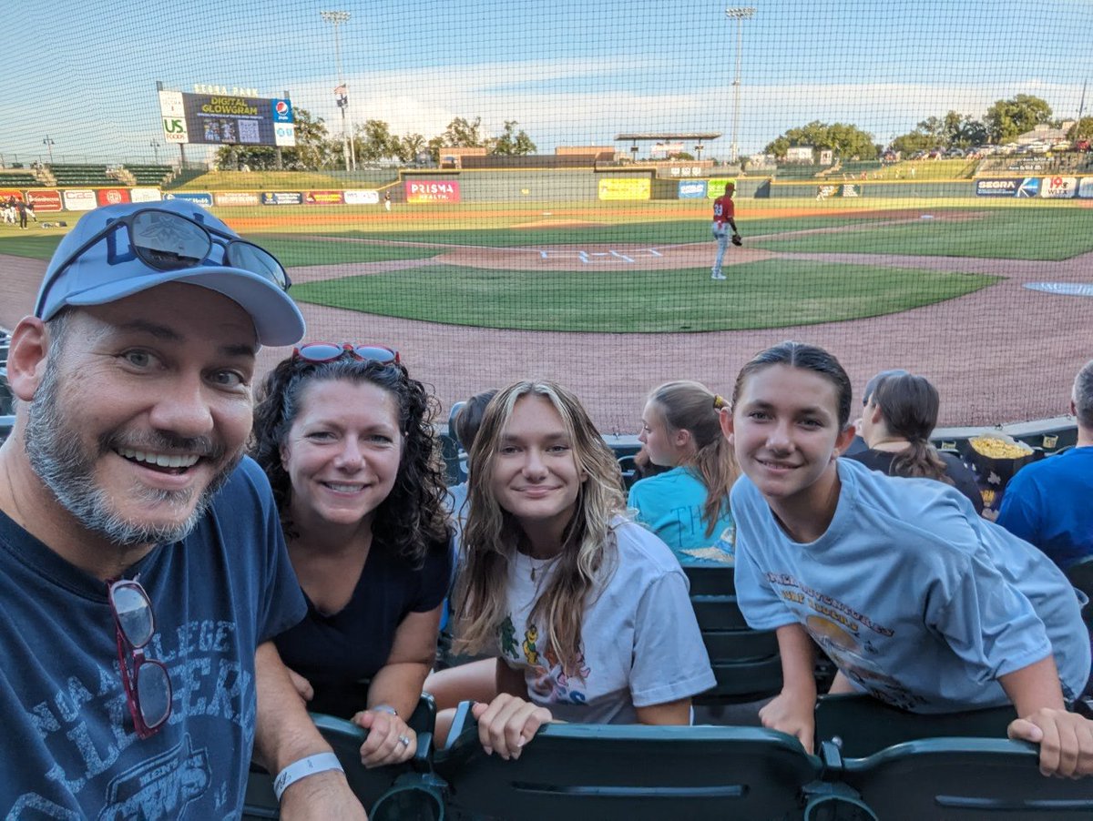 Bin Dubya tweet media