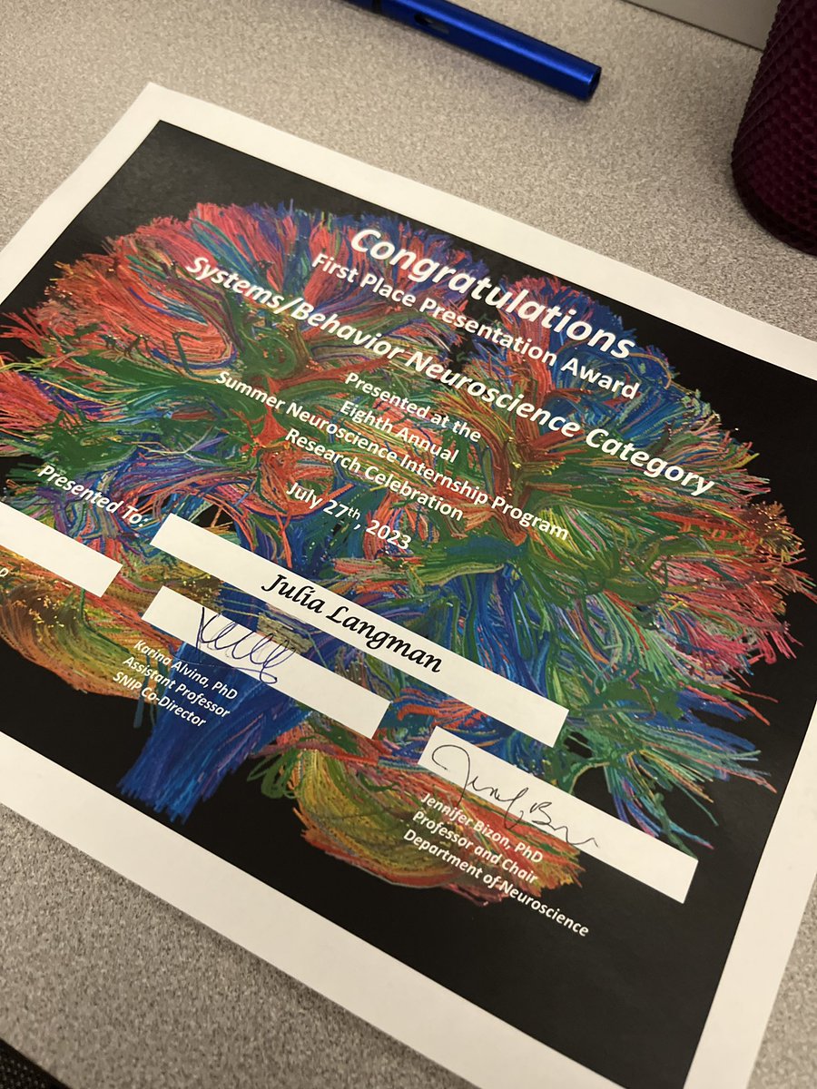 JuliaLangman's tweet photo. Had an amazing summer research experience at UF this year! Thank you @LabMoehle for being an amazing mentor. Proud to say I brought another 1st place award to the lab 🤗 Excited to see where my next chapter is as I prepare to apply for PhD programs  #SNIP23 https://t.co/HEqoR3u5zs