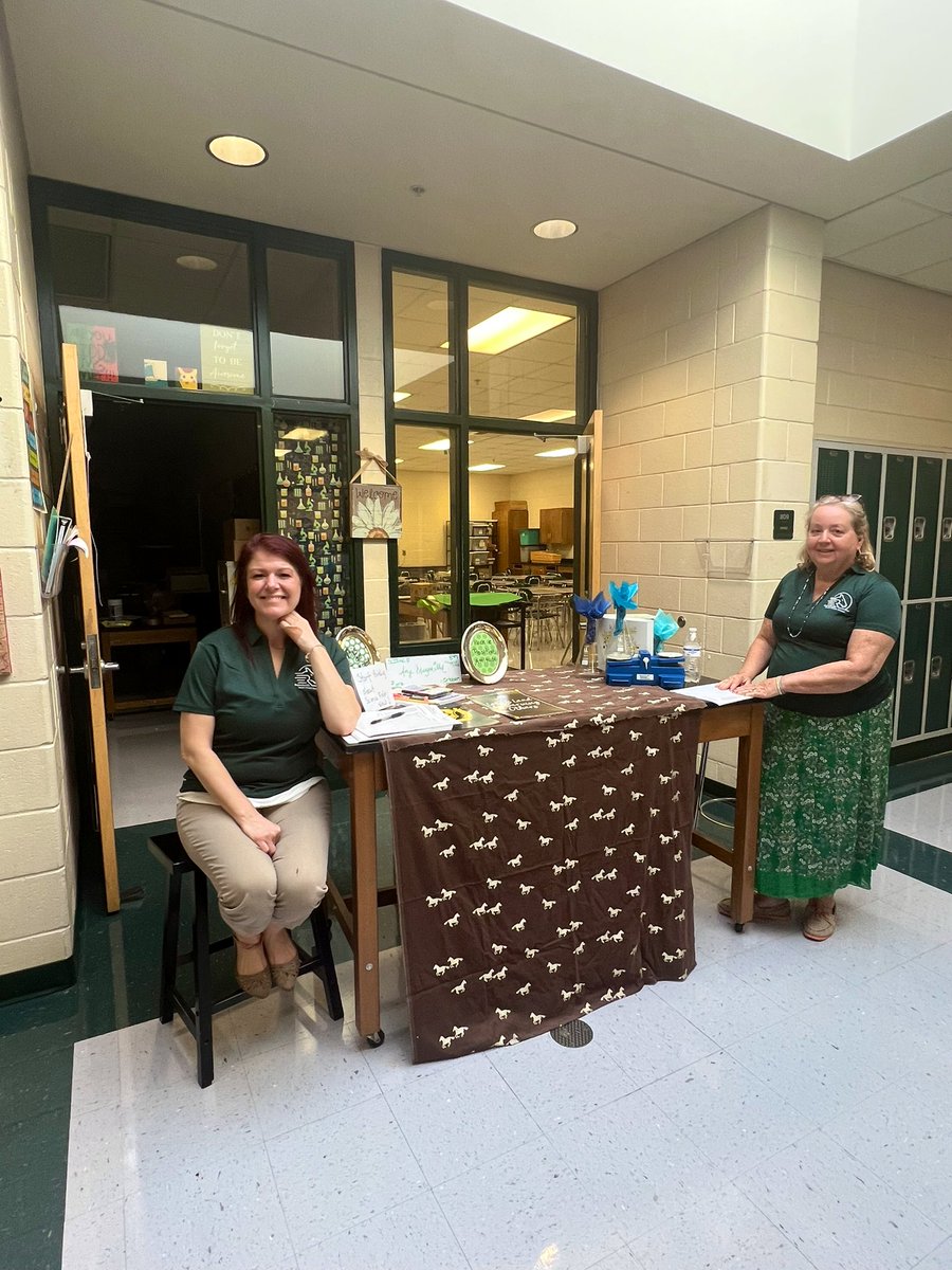 laurajordan1120's tweet photo. What a great Open House @RehobothRoad today! We can’t wait to see what our Mustangs do this year! #M4L #LeadtheCharge https://t.co/VtSzq7jbOY