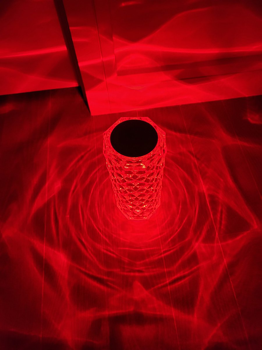 jm_tech1's tweet photo. 🌹 Illuminate your life with the dazzling brilliance of our Rose Diamond LED Light! 💎✨ Embrace the elegance and charm of a rose in full bloom while enjoying the energy-efficient glow. Perfect for adding a touch of magic to any space! #RoseDiamondLED #EleganceInLight https://t.co/XwvXcEPrt8