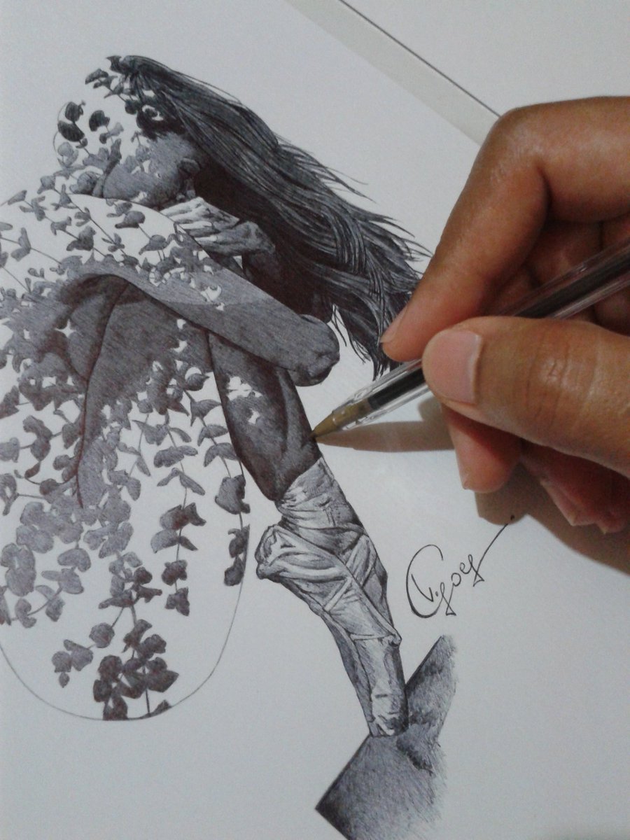 vgoes__'s tweet photo. Ballet dancer. A simple drawing that I did times ago and I still love.
.
#treewoman #portraitwoman #womandrawing #illustration #ballpointpen #bicpen https://t.co/SoGKyw9Ob5