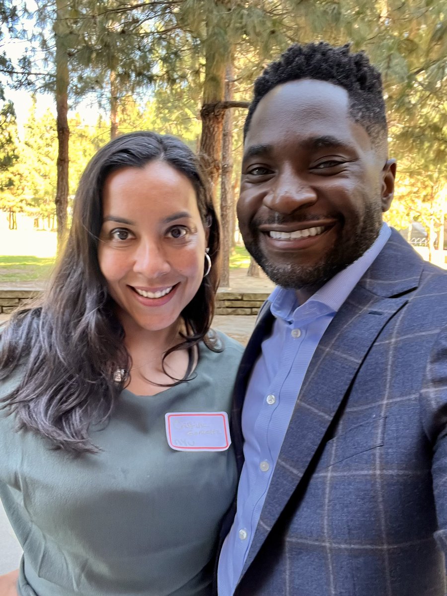 UREssien's tweet photo. Thanks #UCSFRISE for giving me another way to connect with my amazing lifelong mentor @CristinaMDNYC. π
Every time I attend on wards, I think about how much βDr. Gβ inspired me as a SubI @EinsteinMed.
Lucky to get to call her a colleague now! Excited to brainstorm㪠together. https://t.co/CG8s7BaaqV