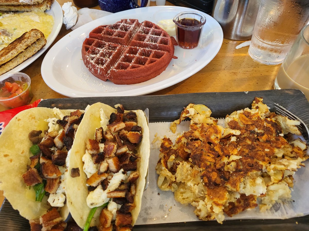 tabryant1027 tweet media