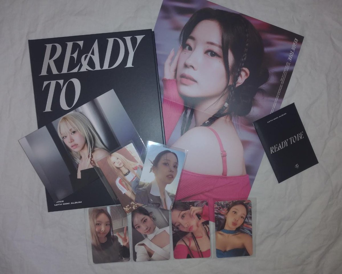 BlightBibi's tweet photo. 🚨 VENDA/VENDO 

VENDO ÁLBUM COMPLETO VER TO

- R$206 com frete
- Inclui todos as pobs

🍓Dahyun Mina Nayeon Chaeyoung Rtb Ready to be https://t.co/gksqMTSCBa
