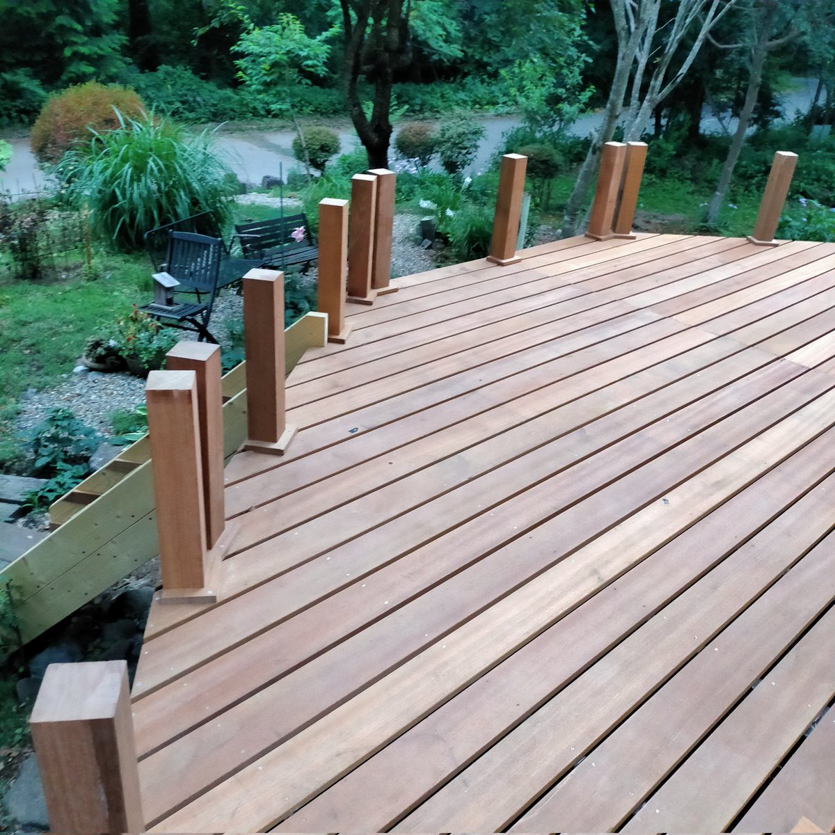 mountscape's tweet image. 八ヶ岳 
施主の別荘に滞在しながらのデッキ工事 朝は爽やか

#mountscape #canoe