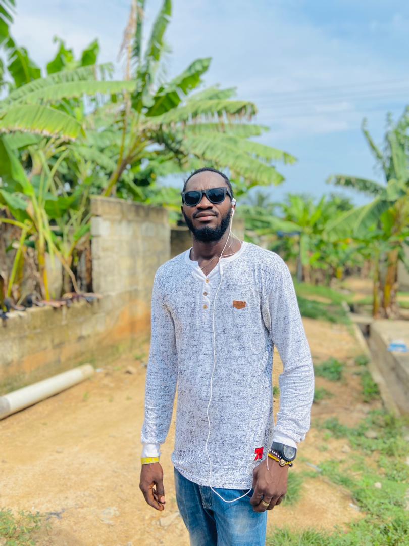 PSdelviga's tweet photo. JOYEUX ANNIVERSAIRE A MOI MÊME MERCI SEIGNEUR POUR TA GRÂCE ENCORE DANS MA VIE JE TE REMERCIERAI TOUJOURS 🙃🍺🍻🎂💝🎂🍺🍻🎂🎂🍺🍻🎂👑🦁🐊

......... RND28EMÈ........
   .........👑🦁🐊........ https://t.co/blaEPYhkGd