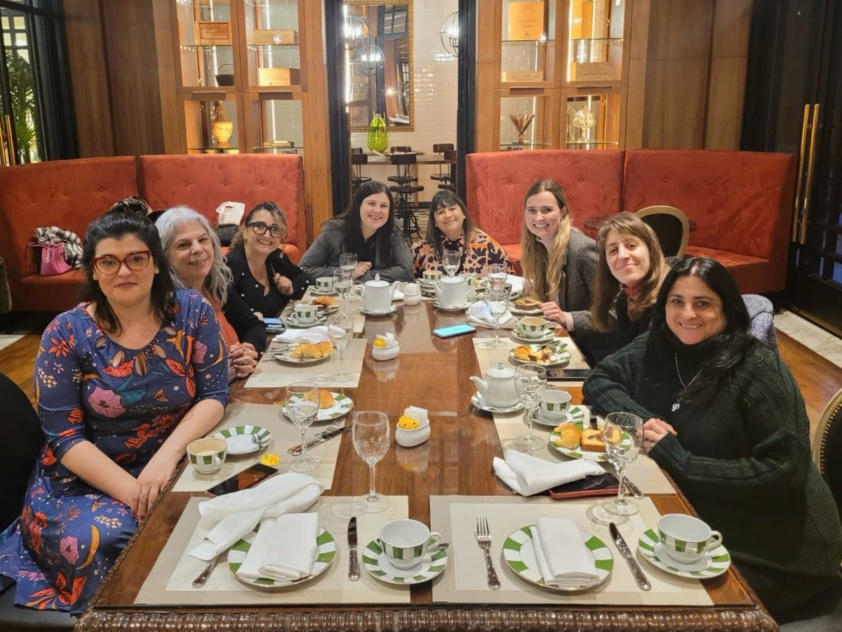 Insightful discussion today with <a href="/Giuliamcdnr/">Giulia McDonnell Nieto del Rio</a> (of <a href="/Documentedny/">Documented</a>) and <a href="/lilianajulieth/">Liliana Castaño</a> (of <a href="/TeleUniCompany/">TelevisaUnivision</a>) on gender perspectives, media challenges, and social reporting.

Thanks to <a href="/denorabin/">Denise Rabin</a> of <a href="/FOPEA/">FOPEA</a> and María Belén del Manzo of <a href="/UNFPAargentina/">UNFPA en Argentina</a> <a href="/UNFPA/">UNFPA</a> for the invitation!