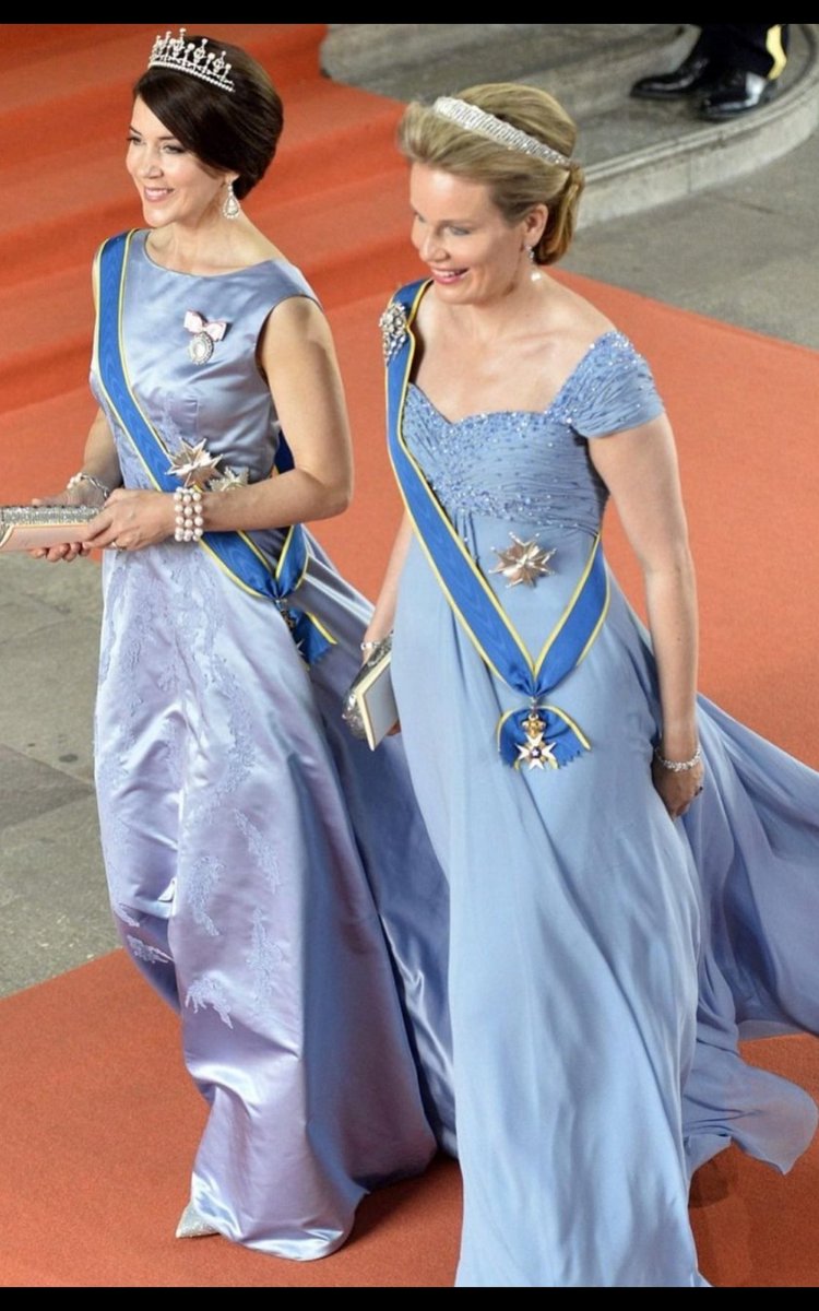 Royal Ladies in Blue💙💙
#QueenMathilde #CrownPrincessMary #royal #Elegance #Fashion #class #Jo_March62