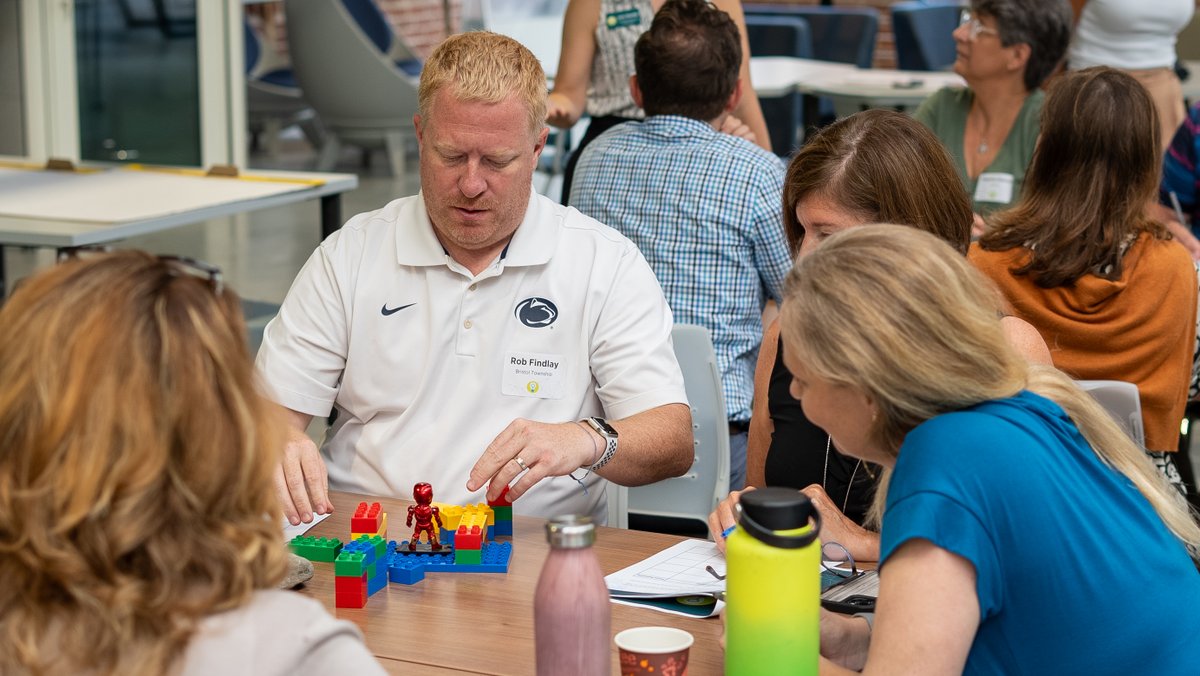 Julia Skolnik tweet media