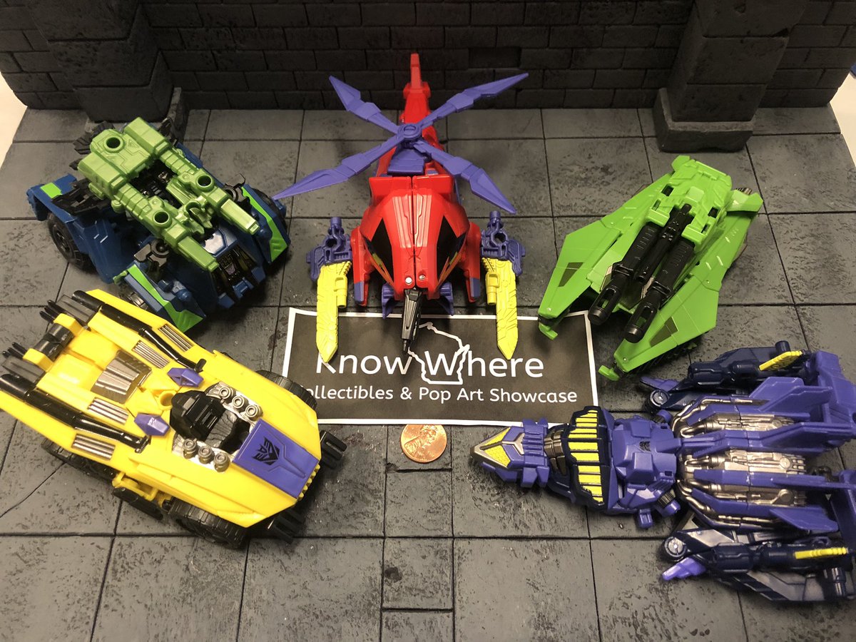 DriftingHere's tweet photo. #knowwherewisconsin #knowwheretoys
 #toystore #bruticus #transformers #fallofctbertron 
#transformersfallofcybertron #toysforsale #watertownwi #wisconsintoystore #wisconsin https://t.co/53Pm1YJNlG
