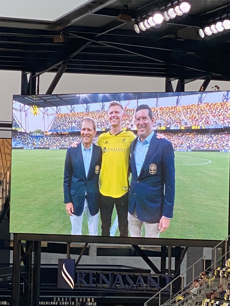 Nashville SC’s newest signing @surridge_sam introduced to the fans before kickoff. 

#EveryoneN
