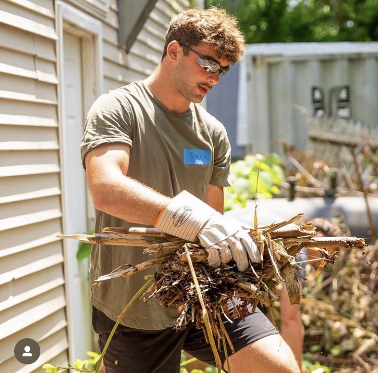 Serve others! 🐺💪 #HOWL