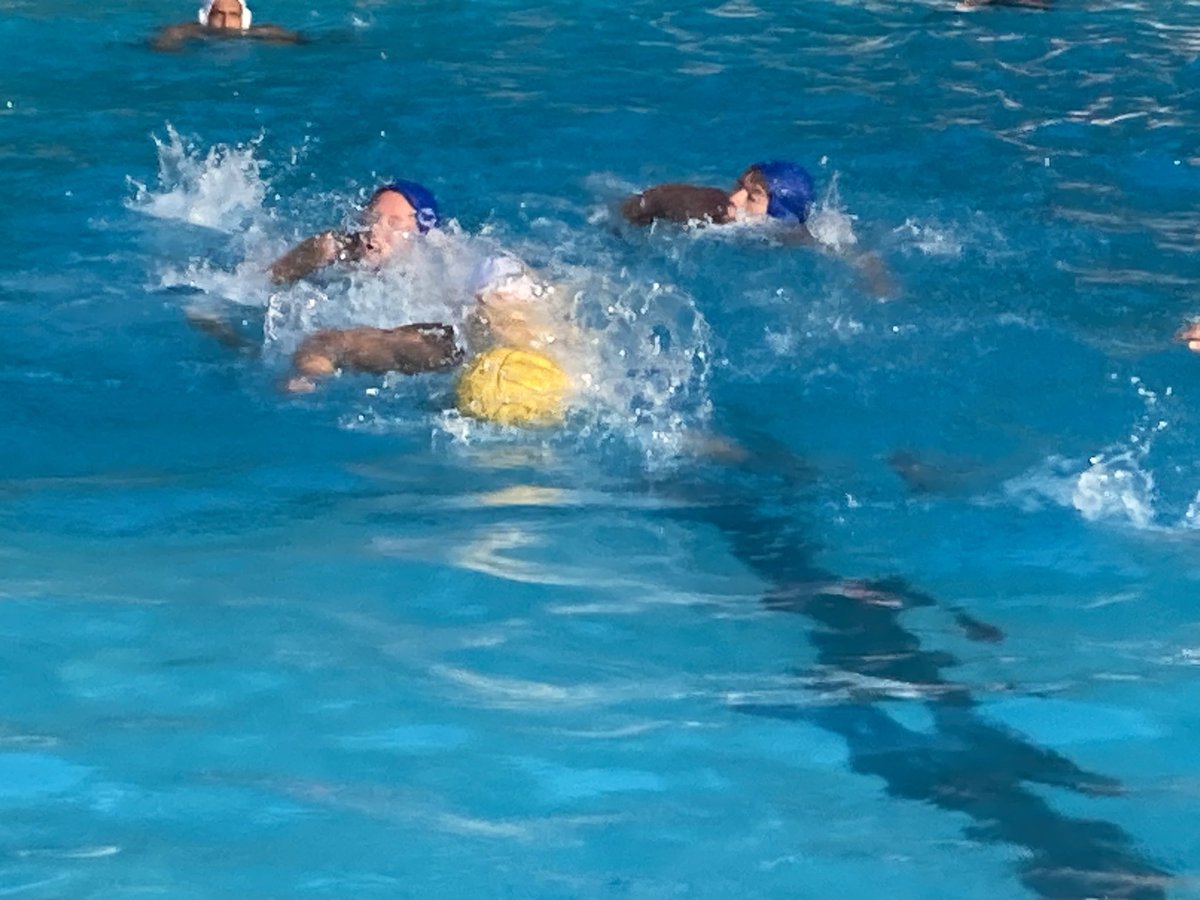 MidTownWP's tweet photo. Hot and Hazy for all but the better team pulled it out!!! MTPWP for the win! 
🤽🏼‍♂️🤽‍♀️🥵☕️
#waterpolo #summervibes https://t.co/ddOC7rkt2d