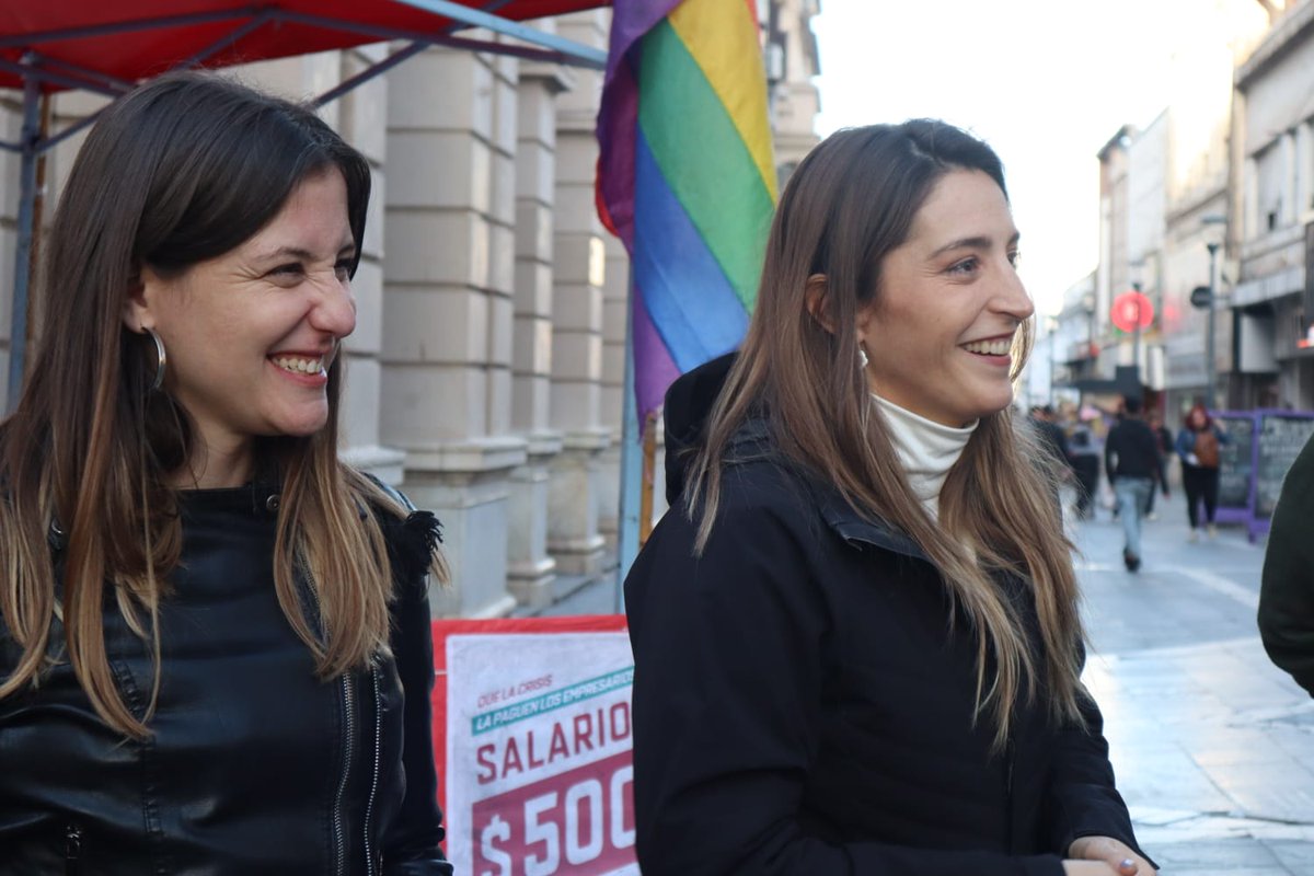 JuliaDiSanti1's tweet photo. MANUELA CASTAÑEIRA EN CÓRDOBA

Sumate a difundir la propuesta del salario mínimo a $500.000.
 
Que la crisis la paguen los empresarios.

Este domingo 13, vamos con la lista 13 

#Elecciones2023 #NuevoMAS #ManuelaCastañeira #salariominimo #izquierda #lista13  #PASO #PASO2023 https://t.co/DwCMbKEKJf