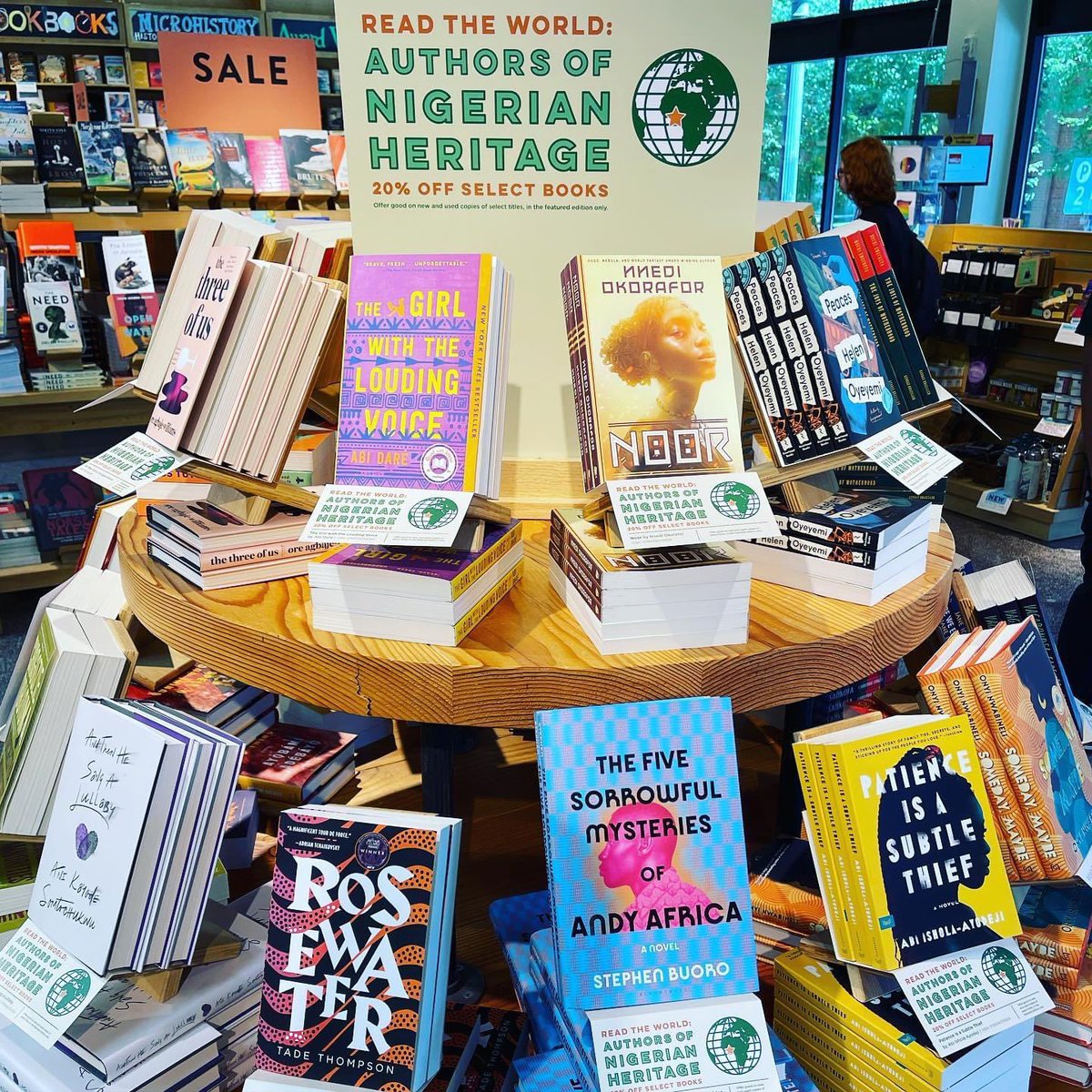 Nnedi's tweet photo. This is a display at Powell Books in Portland, Oregon, 😃🇳🇬🌍📚 https://t.co/BWK61T7VLj