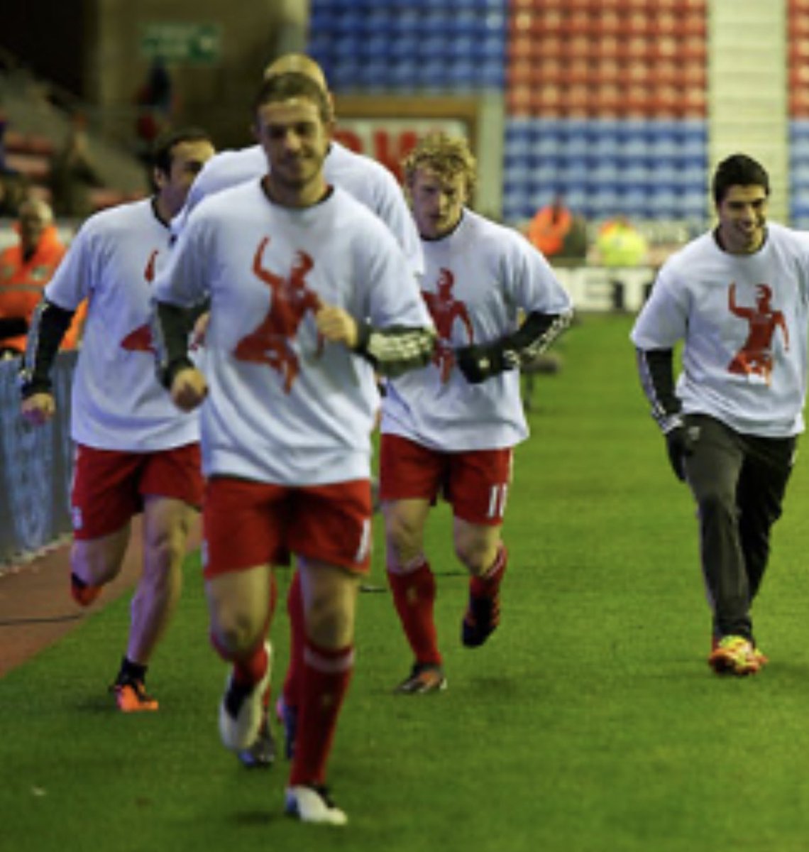 JayMotty's tweet photo. I for one am shocked at ppl questioning Jordan Henderson’s integrity https://t.co/8aaiO31mFZ