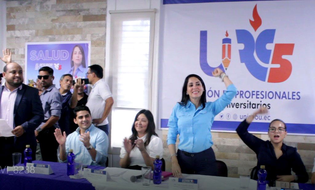 uniprou_ec's tweet photo. Agracemos a la comunidad Universitaria y profesional de Guayaquil qué se hizo presente en el conversatorio realizado con @LuisaGonzalezEc candidata a la presidencia del Ecuador. Hablamos de educación superior, y su plan de gobierno. ¡Juntos por el resurgir de la patria! https://t.co/UfM7YnkCpa