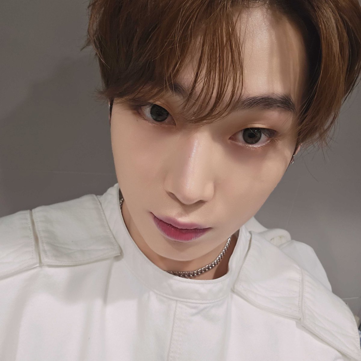 enhypenweverse's tweet photo. [ #선우’s Post ] 230728

#SUNOO: Please anticipate the concert a lot~~ Heart🤍

(1/3)

@ENHYPEN_members @ENHYPEN #ENHYPEN #엔하이픈 https://t.co/phOJn9judo