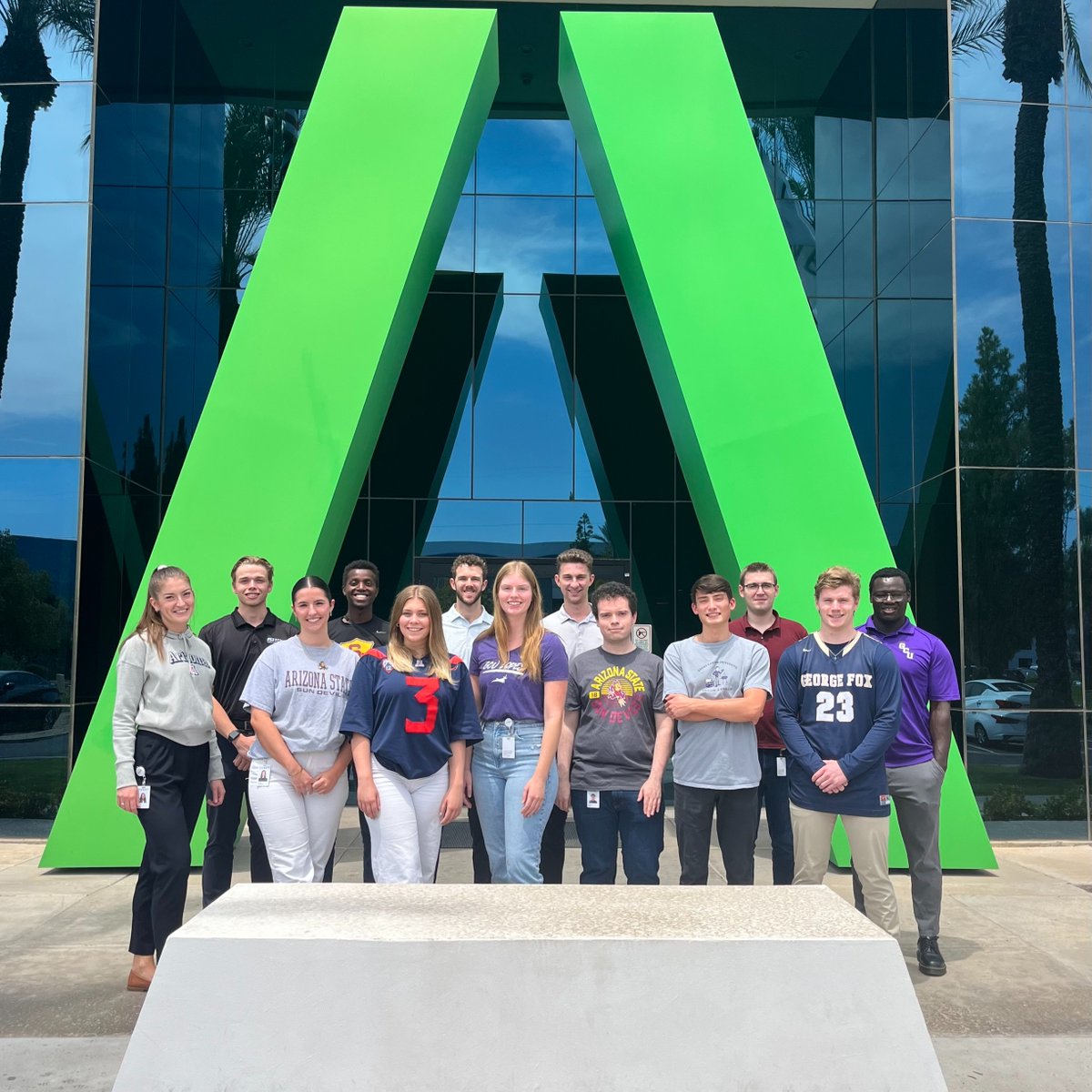 Avnet's tweet photo. Happy National Intern Day! We celebrate the talented and dedicated interns who represent Avnet every day and live our core values of integrity, customer focus, ownership, teamwork and inclusiveness. We’re excited to witness the bright futures that lie ahead for our interns.💚 https://t.co/QW0DuWnSIO