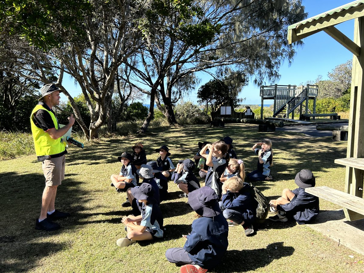 PublicBallina's tweet photo. Today we are learning On Country at Evans Head. We are so lucky to have Mr Eli Cook who can tell us the stories of this place. We are learning about our ancestors as we prepare to create yarning circles as we connect to our own school as a place to gather and share stories. https://t.co/ghCf8KQWpU