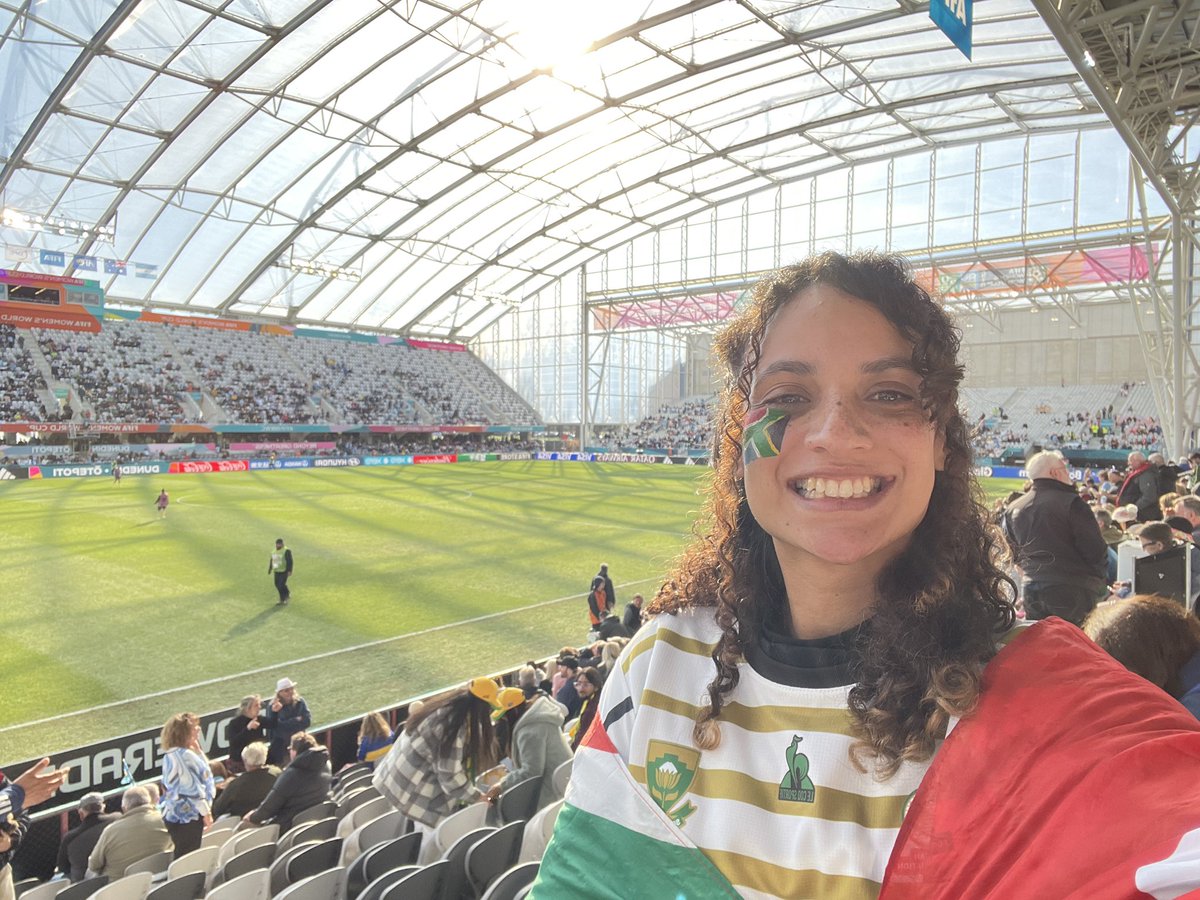 I don’t care what you guys say or who you know, but South Ahh is the greatest nation and I regret nothing ❤️🇿🇦

#FIFAWomensWorldCup 
#BeyondGreatness