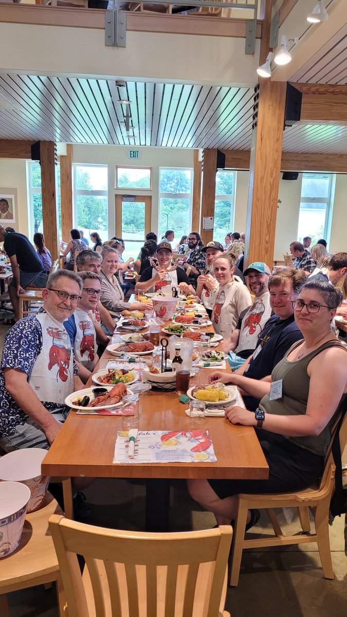 sweetmicrobe's tweet photo. Lobster 🦞  dinner! GRC CAZymes 2023! #Glycotime https://t.co/WPM140zzdw