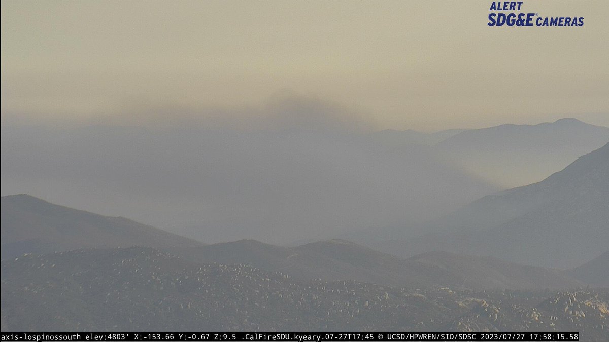 SDCountyFires's tweet photo. #Border21Fire - ≈1 Mile S/E of Tecate Peak (Kuuchamaa) - Vegetation fire on both sides of the border. Potential for 2000 acres. 2 additional S-2 tankers requested. Isolated evacuations in progress. https://t.co/b6mxO1D5bS https://t.co/M49jjm5CxR