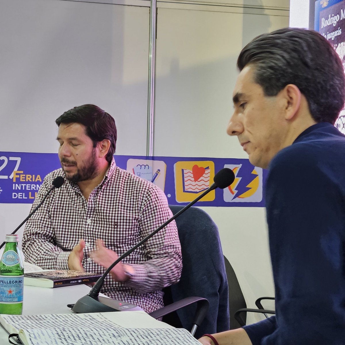 #Ahora en #PenguinEnLaFIL🐧
Presentación de No juzgarás de Rodrigo <a href="/murillobianchi/">MurilloBianchiR</a> 
Participa: <a href="/recisneros/">Renato Cisneros</a>