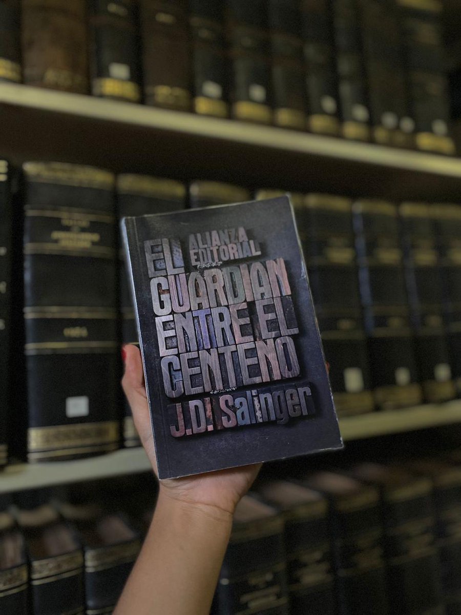 PUCMMESGSTI_LIT's tweet photo. "La vida es una partida y hay que vivirla de acuerdo con las reglas del juego" J. D. Salinger (1951).

Muchas gracias por acompañarnos. Feliz fin de ciclo. 📚📚📚🥳 https://t.co/PM9ApAfJT9