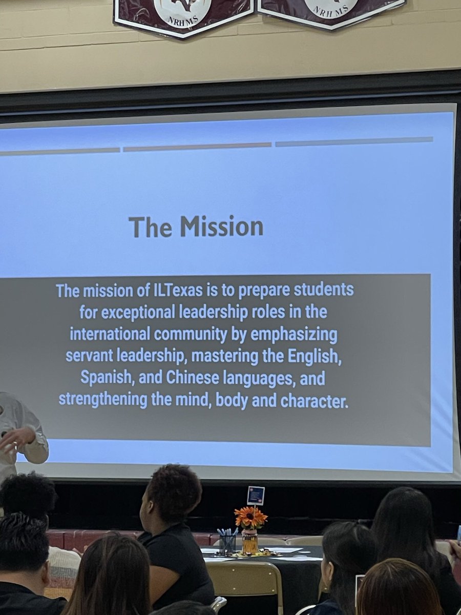cpederson1027's tweet photo. Another fantastic week of PD and welcoming our new teachers! Itβs gonna be a good year! @ILTexasSchools #newteachers #magic #ILTexas https://t.co/OwtsaYViTQ