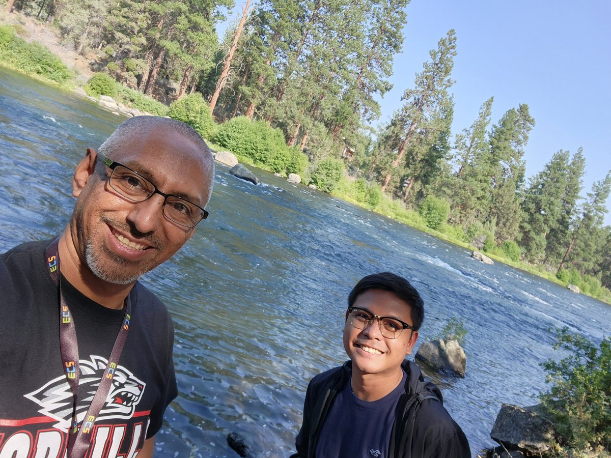 JoseLSilvaSmith's tweet image. Day 5 @osu_cascades for the @exploringcs PD. Exploring Bend, Oregon! โค๏ธ๐๐ #TISDProud #exploringcs
