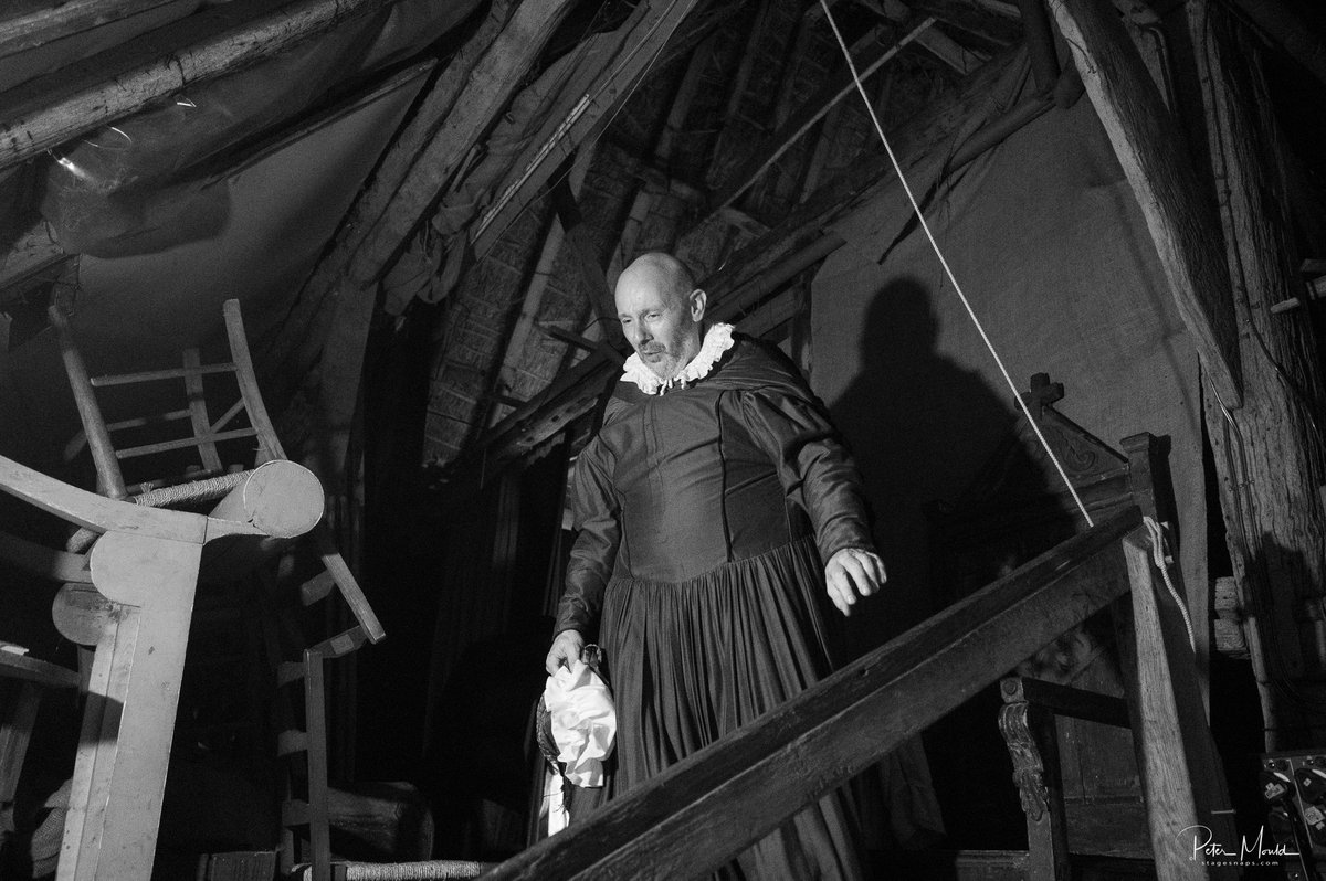 Falstaff leaves the stage to make a quick change.