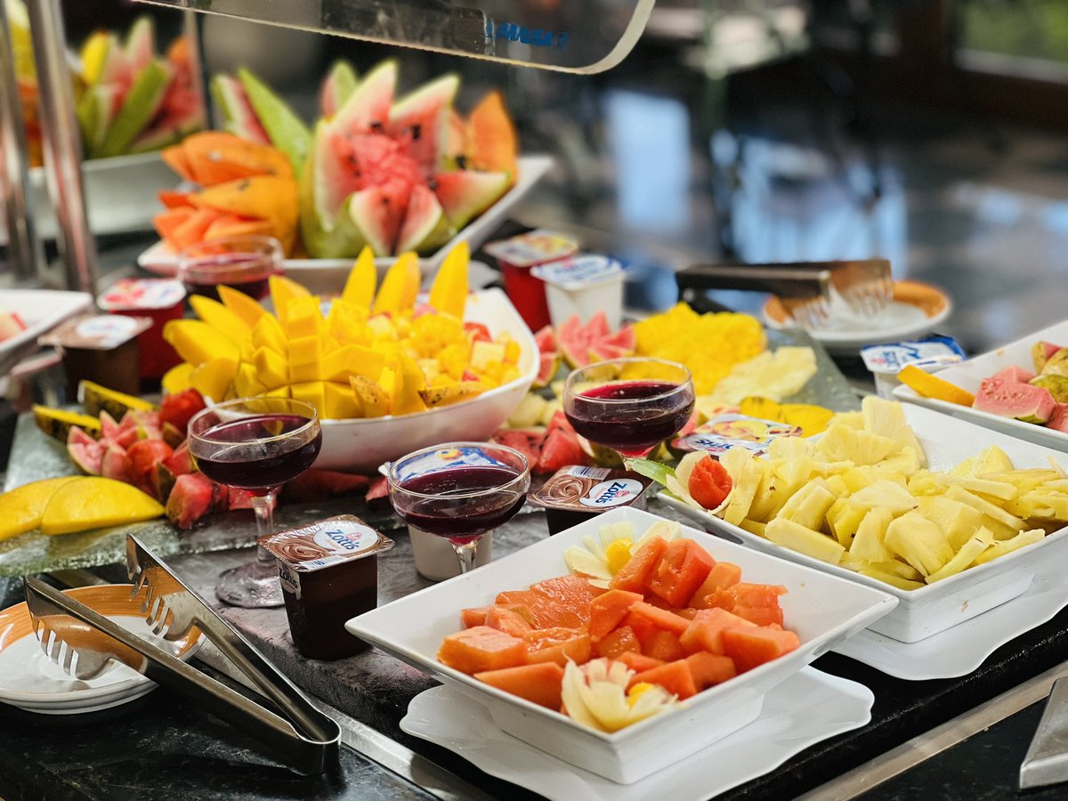 rocpresidente's tweet photo. Nuestros clientes felices con la variedad y servicio en nuestros Desayunos!!! https://t.co/LCD7lPYhBu