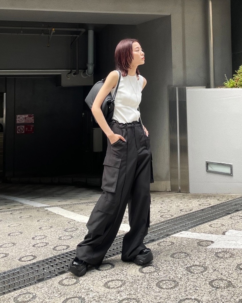 SLYOFFICIAL's tweet photo. #SLY_info
YOSHIMI TOIDE【160cm】
ルミネエスト新宿スタッフ
_____________________________
TOPS→  https://t.co/ElzdQAS9Vd
PANTS→https://t.co/D8Xc1Zuulu
BAG→ https://t.co/81j713h0ox
_____________________________
#THROWbySLY
#SLY
#SLY_fav https://t.co/s8iKfZZSRO