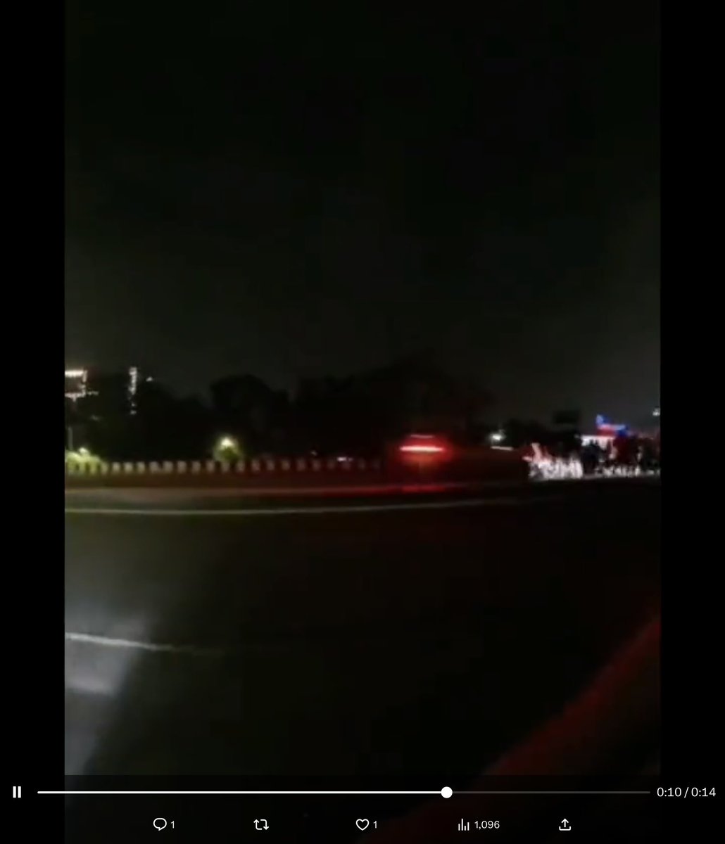 rishipatel05's tweet photo. Watch the screenshots from the video

1) At 0.09 seconds - car appears and spots activity on road first time
2) At 0.10 seconds - car overruns people and meets with an accident. https://t.co/ak0dLEU954